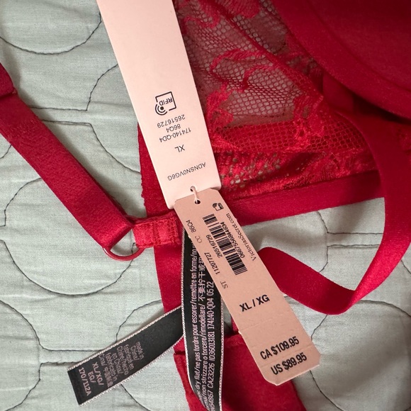 Victoria’s Secret sexy bombshell push up add 2 cups lace bodysuit red - Picture 9 of 10
